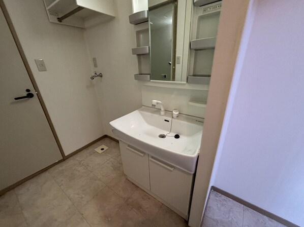 ハッピーバード市川の物件内観写真